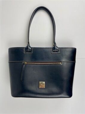 Dooney & Bourke Quincey Beacon Zip Tote